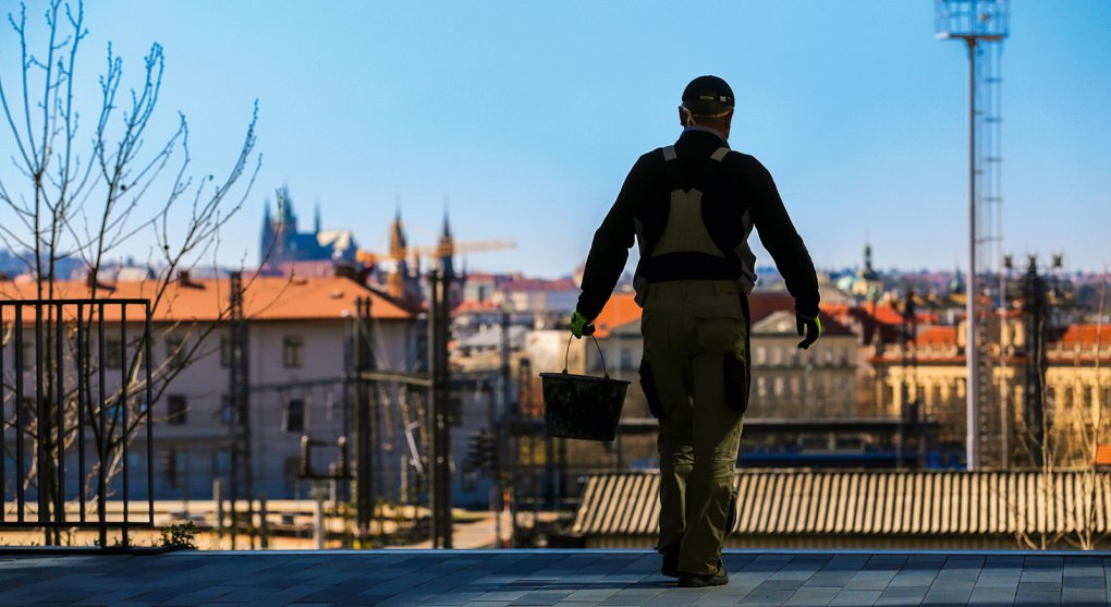 Antimigrační populismus brzdí firmy. Potřebují lidi, Češi ale došli