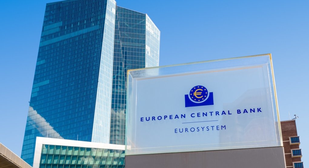 ECB zkoumá geopolitická rizika pro banky, které se dostanou do problémů kvůli sankcím