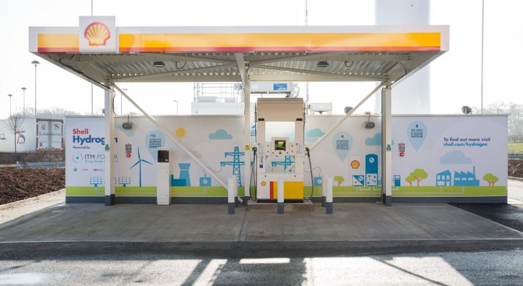 Shell staví v Evropě další obří elektrolyzér