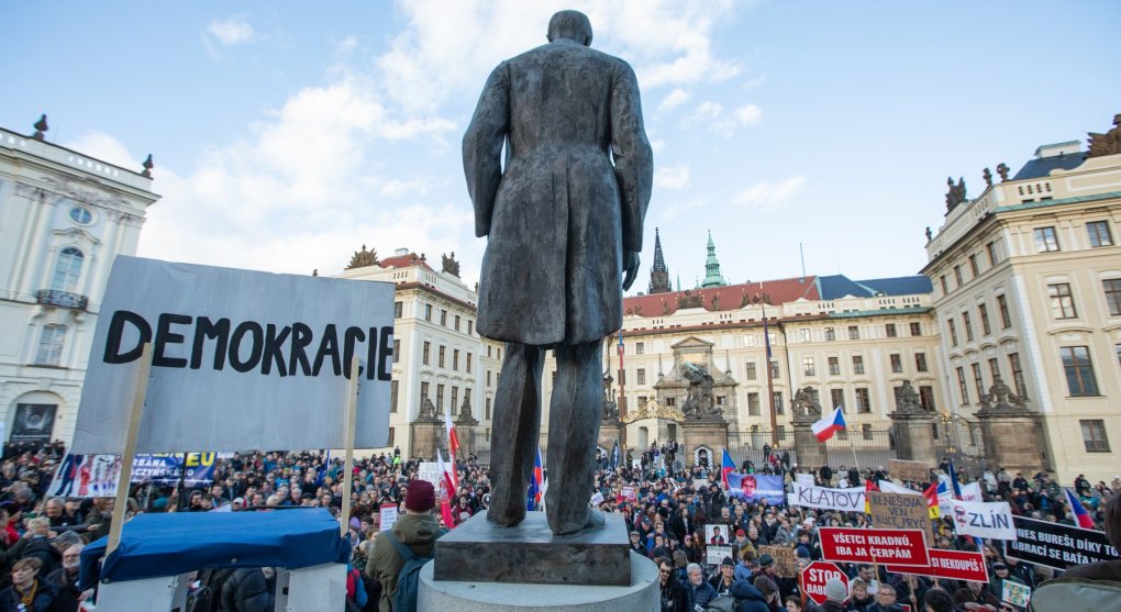 Omezení shromažďování nemá po roce 1989 obdoby