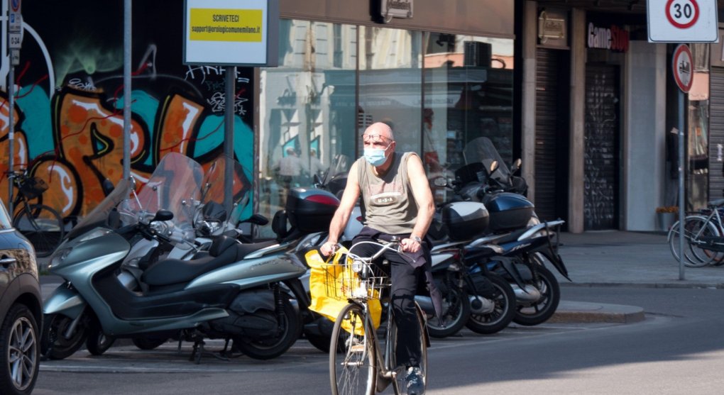 Méně aut, více cyklistů. Evropská města se mění, Česko spí