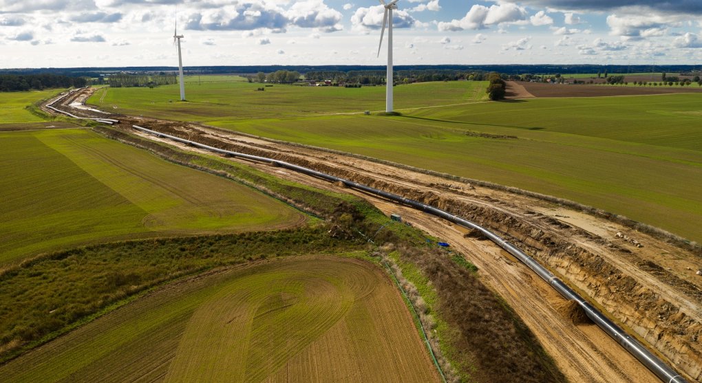 Stopka pro Nord Stream 2. Německá vláda ale doufá, že s plynem do jara vydrží