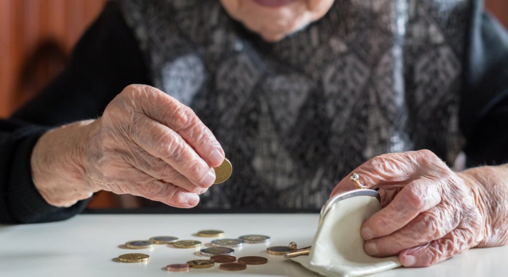 Máme závidět Polákům? Tamní senioři se asi nedočkají slíbené valorizace penzí