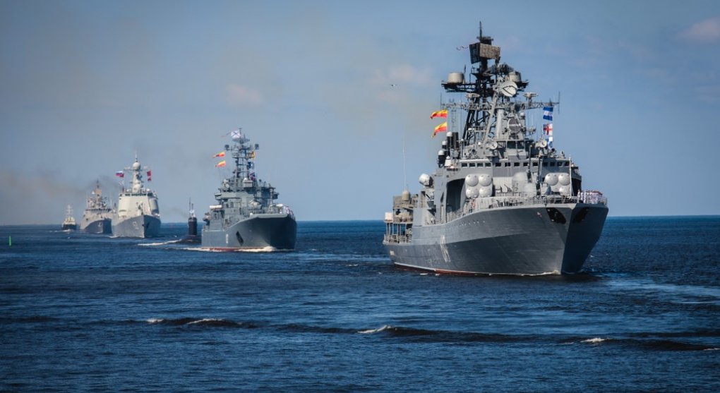 Konečně společná vojenská obrana? EU chystá boj proti ruským špionážním lodím