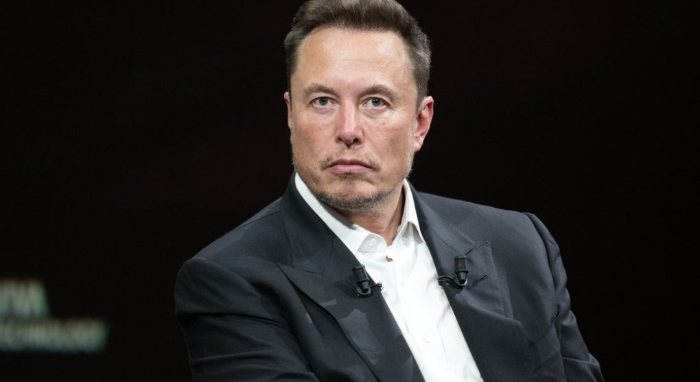 Elon Musk v Osvětimi. Do nacistického tábora se vydal žehlit své výroky o antisemitismu