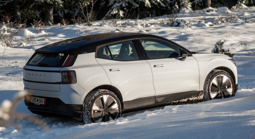 Tvoji starou přetvoří na novou. Volvo sází na recyklaci baterií elektroaut