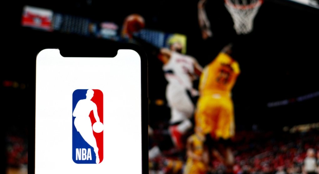 NBA prodá vysílací práva na jedenáct let za 1,8 bilionu korun