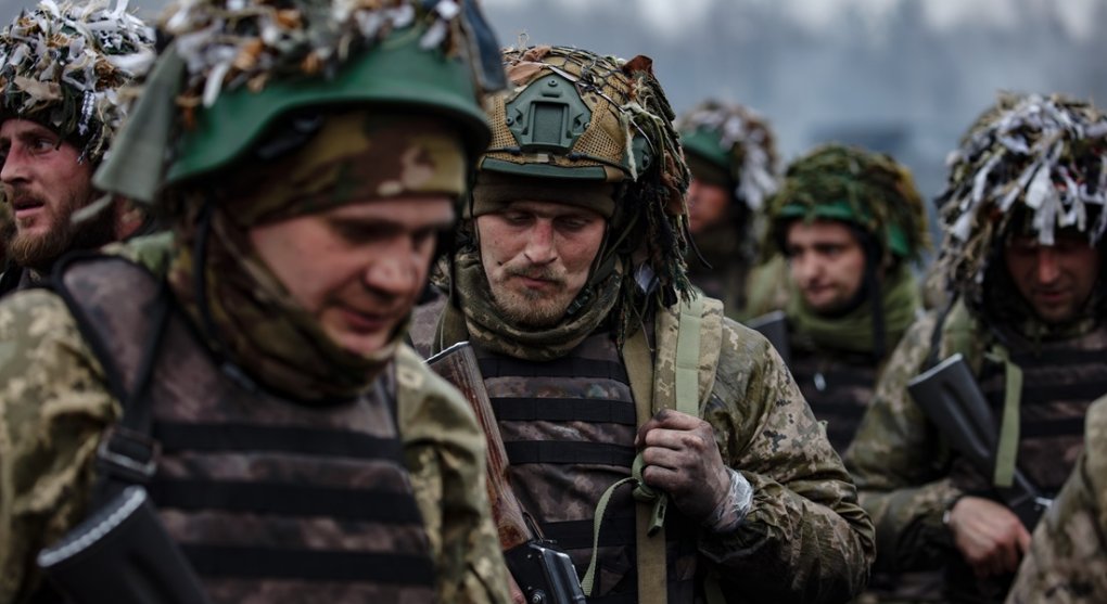 Paradox prohry: Ukrajina na bojišti ztrácí, „díky“ tomu má ale šanci získat větší pomoc Západu