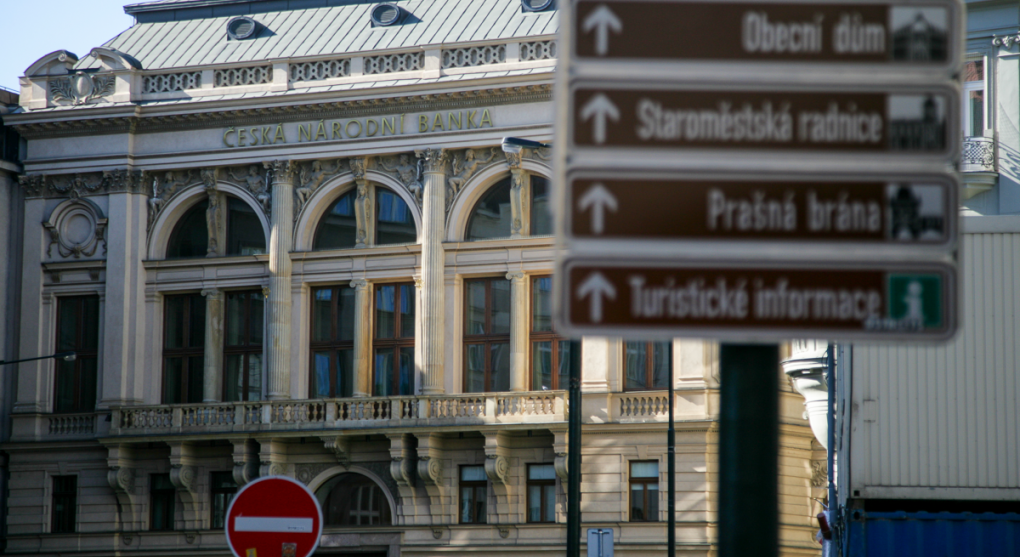 Banky v testech obstály. Odolaly by i dalším vlnám covidu