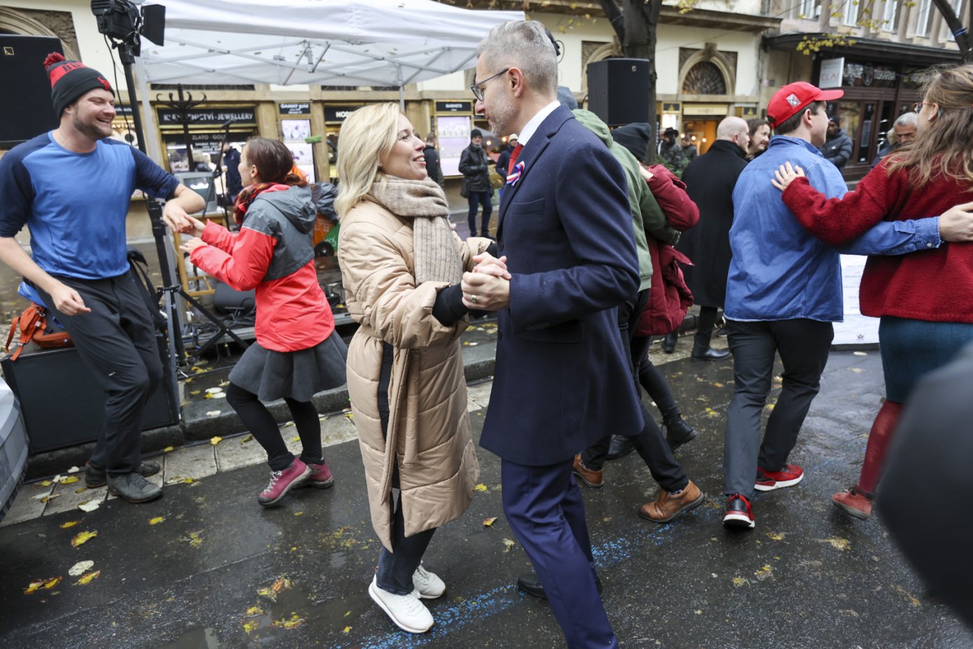 Oslav se zúčastnila i kandidátka na prezidentku Danuše Nerudová